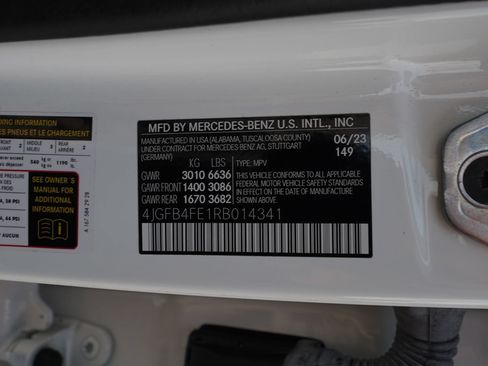 Used 2024 Mercedes-Benz GLE 350 4MATIC image 31