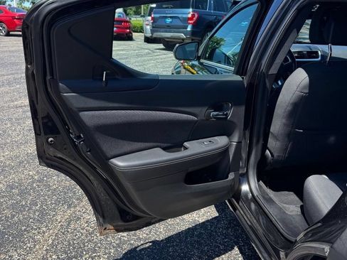 Used 2013 Dodge Avenger SXT w/ Blacktop Pkg FWD image 15
