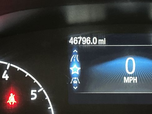 Used 2023 Ford Transit 350 XLT image 25