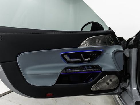 Used 2022 Mercedes-Benz SL 63 AMG 4MATIC image 5