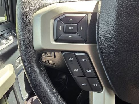 Certified 2019 Ford F150 Lariat w/ Equipment Group 502A Luxury AWD/4WD image 18