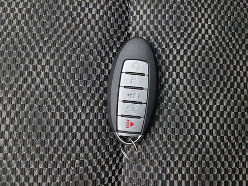 Used 2021 Nissan Rogue Sport SV AWD/4WD image 32
