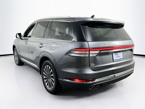 Used 2023 Lincoln Aviator AWD w/ Premium Package image 7