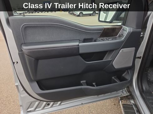 Used 2023 Ford F150 Lariat w/ Trailer Tow Package image 24