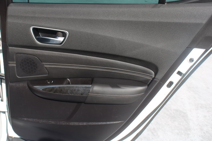 Used 2019 Acura TLX w/ Technology Package FWD image 16