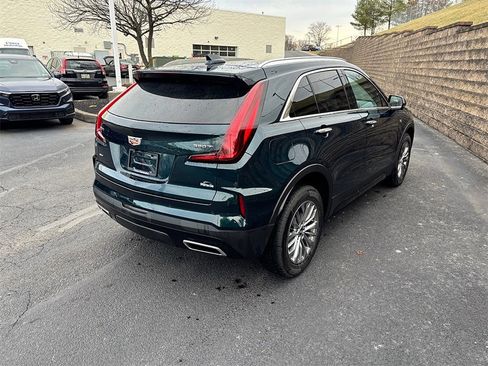 Used 2025 Cadillac XT4 Premium Luxury w/ Cold Weather Package image 6