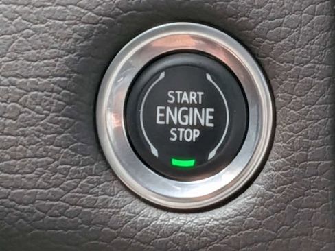 Used 2023 GMC Yukon Denali AWD/4WD image 35