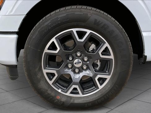 Used 2025 Ford F150 STX w/ Equipment Group 200A image 10