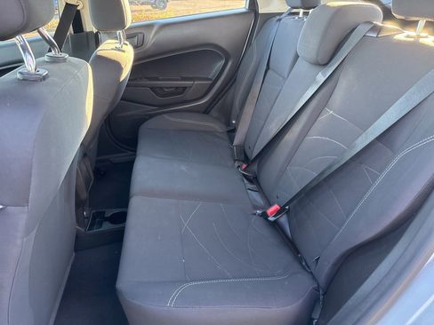 Used 2018 Ford Fiesta SE image 17