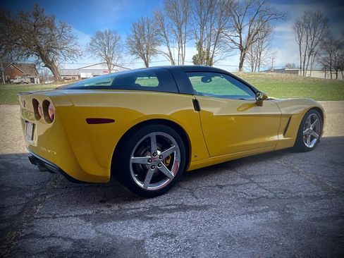 Used 2007 Chevrolet Corvette Coupe w/ Preferred Equipment Group image 5