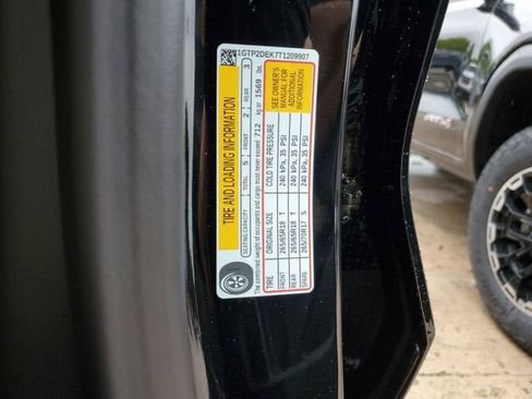 New 2026 GMC Canyon AT4 image 32