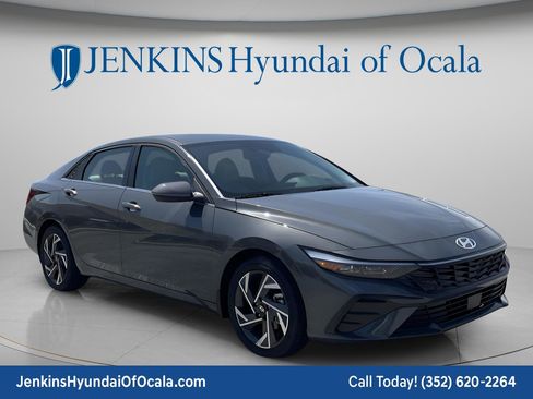 New 2026 Hyundai Elantra Limited FWD image 1