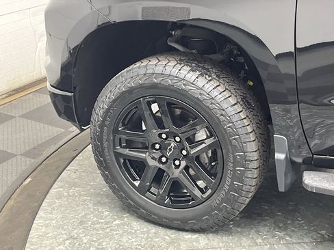 Certified 2023 Chevrolet Silverado 1500 LT Trail Boss w/ LT Trail Boss Premium Package AWD/4WD image 40