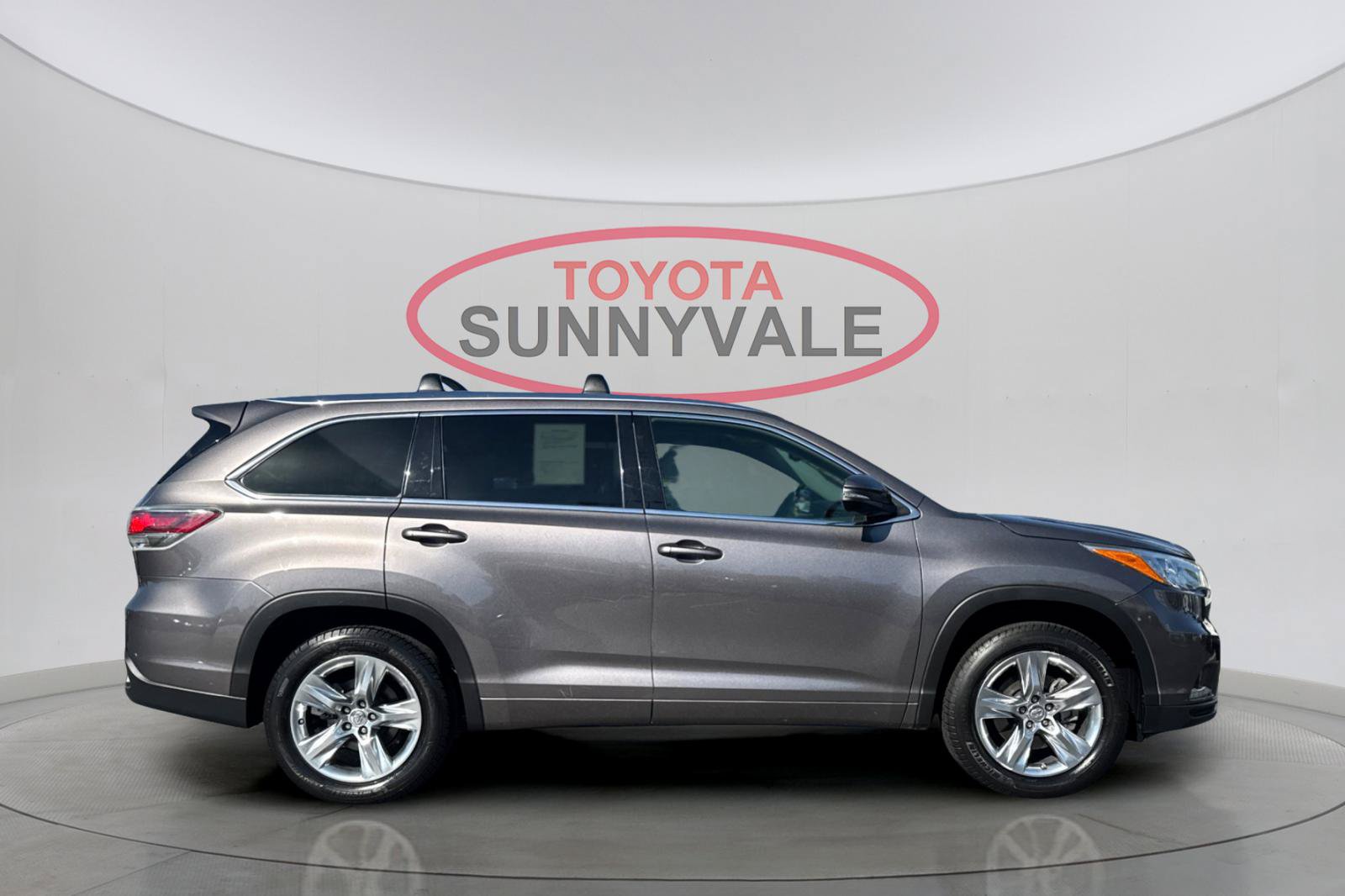 Used 2015 Toyota Highlander Limited FWD image 9