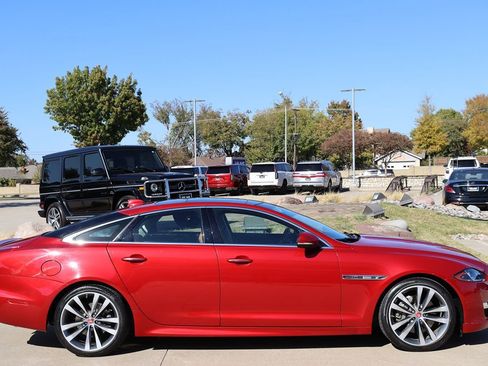 Used 2016 Jaguar XJ R-Sport image 5