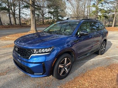 Used 2021 Kia Sorento S w/ Panoramic Sunroof Package