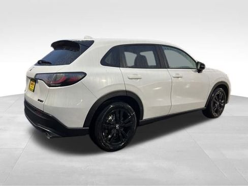 New 2026 Honda HR-V Sport image 7