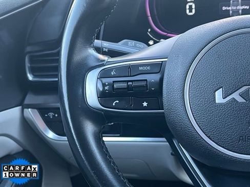 Used 2023 Kia Sportage EX image 25