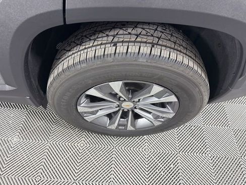 New 2026 Chevrolet Equinox LT w/ Safety and Technology Package FWD image 12