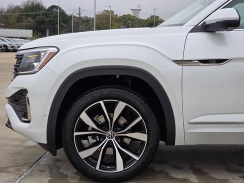 New 2026 Volkswagen Atlas SEL Premium R-Line AWD/4WD image 6