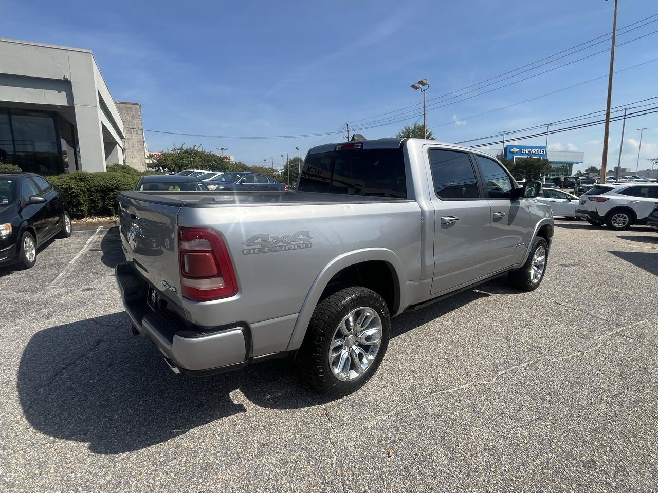 Used 2021 RAM 1500 Laramie w/ Laramie Southwest Edition AWD/4WD image 27