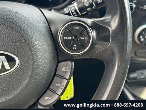 Used 2019 Kia Soul FWD image 19