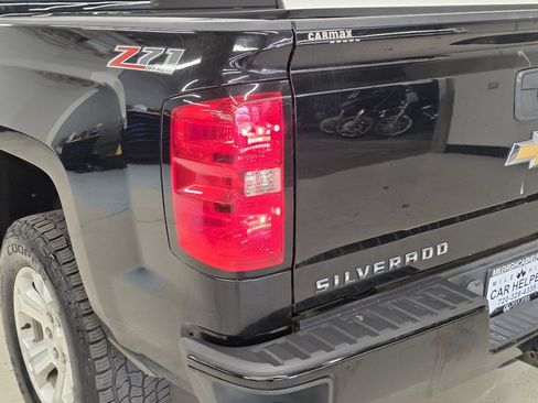 Used 2017 Chevrolet Silverado 1500 LT w/ All Star Edition AWD/4WD image 46