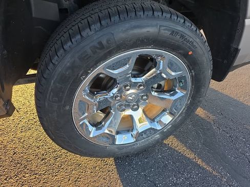 Used 2022 RAM 1500 Big Horn AWD/4WD image 21