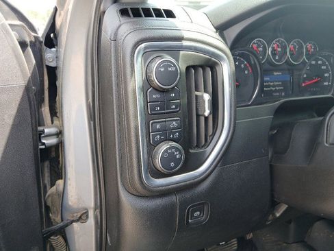 Used 2021 Chevrolet Silverado 1500 RST image 19
