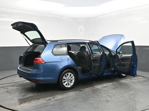 Used 2016 Volkswagen Golf S FWD image 46