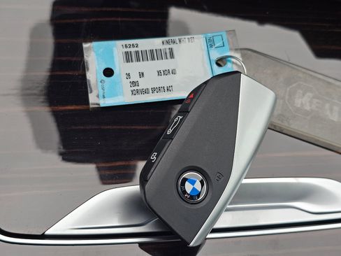 New 2026 BMW X5 xDrive40i w/ Executive Package image 62