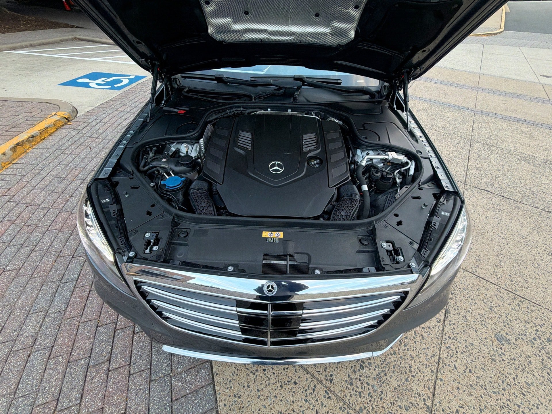 Used 2020 Mercedes-Benz S 560 Sedan image 18