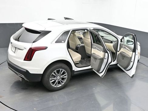 Used 2023 Cadillac XT5 Premium Luxury w/ Technology Package AWD/4WD image 68