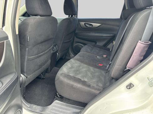 Used 2014 Nissan Rogue S FWD image 9