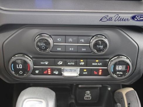 New 2026 Ford Bronco Badlands image 14