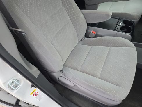 Used 2018 Toyota Sienna LE FWD image 21