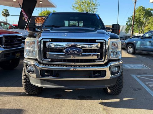 Used 2016 Ford F250 Lariat w/ Lariat Ultimate Package AWD/4WD image 4