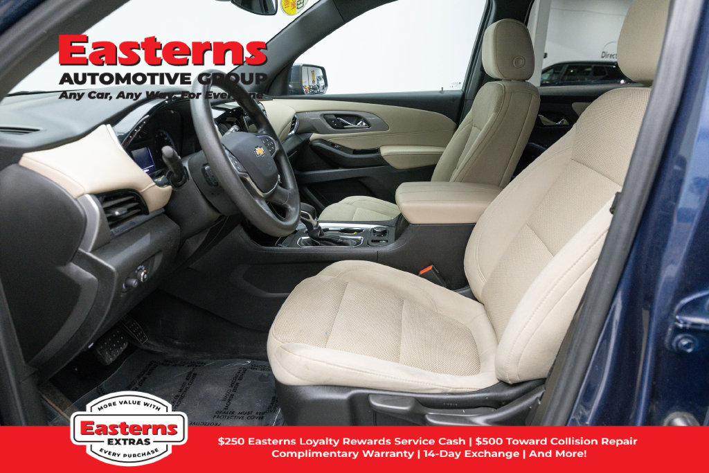 Used 2023 Chevrolet Traverse LS w/ Safety Package FWD image 15