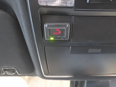 Used 2021 Toyota Tacoma TRD Sport image 32