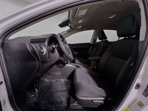 Used 2017 Toyota Corolla LE FWD image 15
