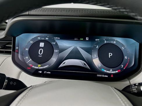 New 2026 Land Rover Range Rover Sport SE image 13