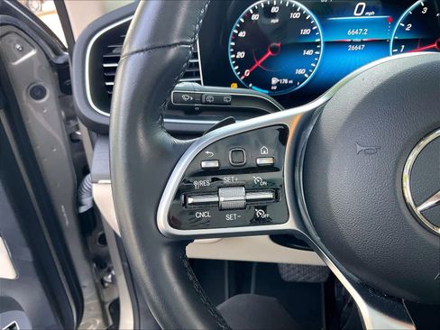 Used 2022 Mercedes-Benz GLE 350 4MATIC image 18