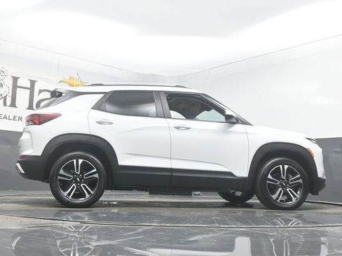 Used 2024 Chevrolet TrailBlazer LT w/ Convenience Package image 52