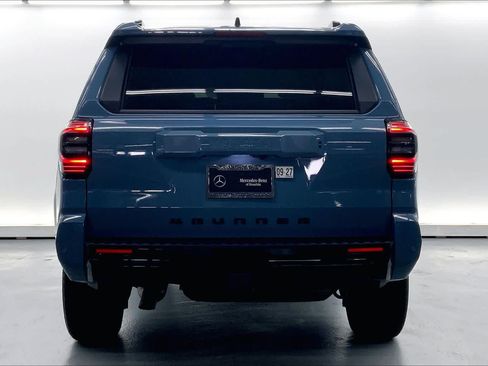 Used 2025 Toyota 4Runner TRD Sport RWD image 3