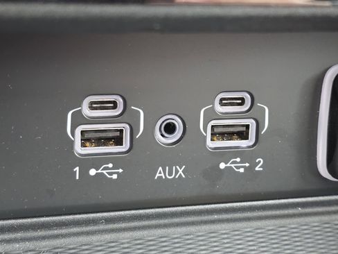 Used 2024 Jeep Grand Cherokee Limited 4xe w/ Luxury Tech Group II image 9