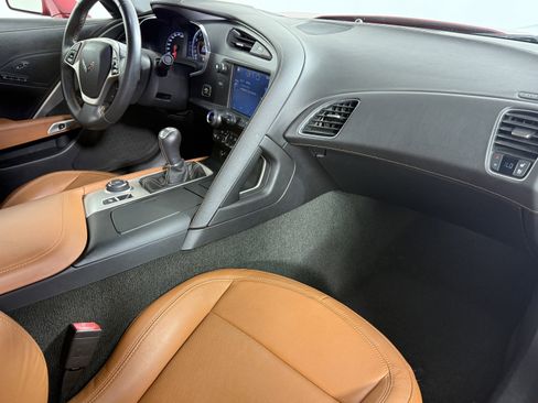 Used 2014 Chevrolet Corvette Stingray Convertible w/ 2LT Preferred Equipment Group RWD image 10