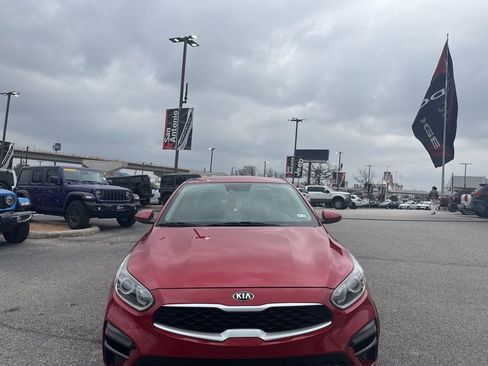 Used 2019 Kia Forte LXS image 44