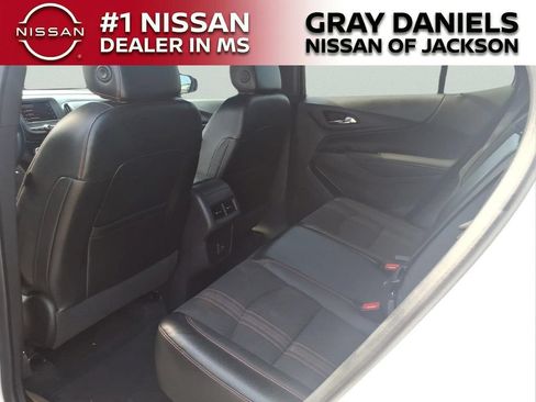 Used 2023 Chevrolet Equinox RS FWD image 27