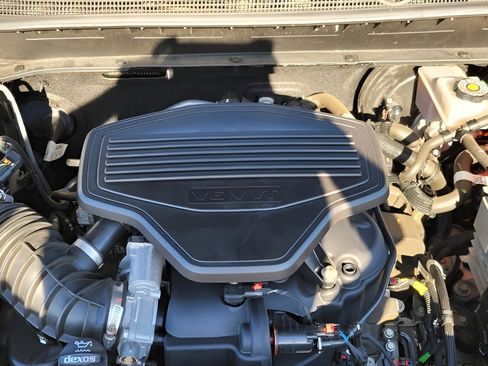 Certified 2023 Chevrolet Blazer RS w/ Driver Confidence II Package image 27