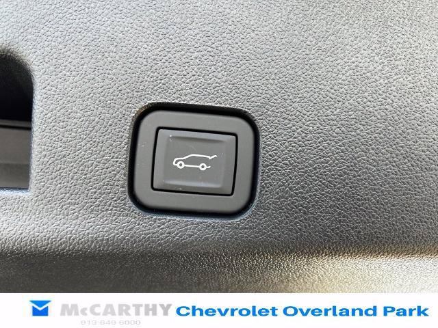 New 2027 Chevrolet Traverse RS w/ LPO, Floor Liner Package AWD/4WD image 28